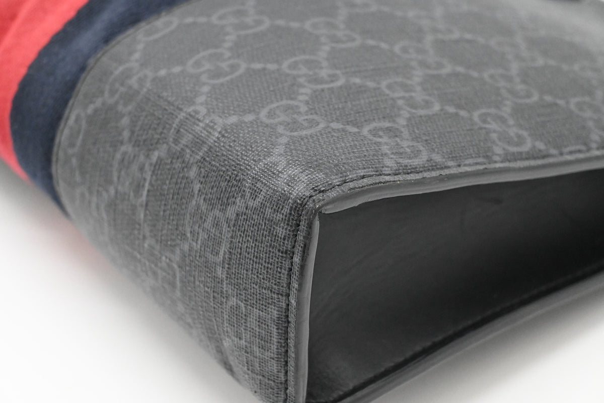 Gucci Toiletry Clutch in Black GG Supreme Canvas