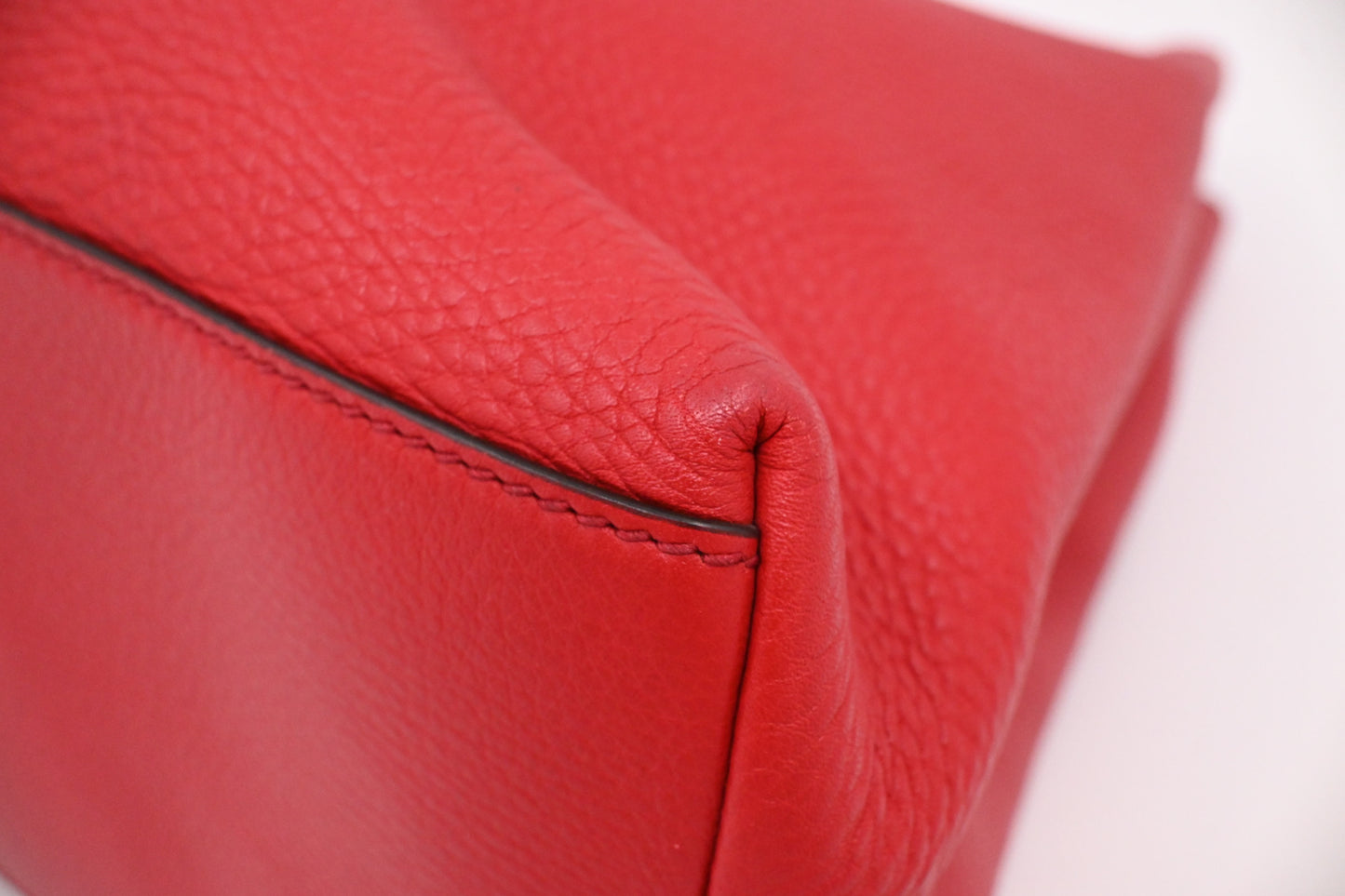 Gucci Soho Chain Shoulder Bag in Red Leather