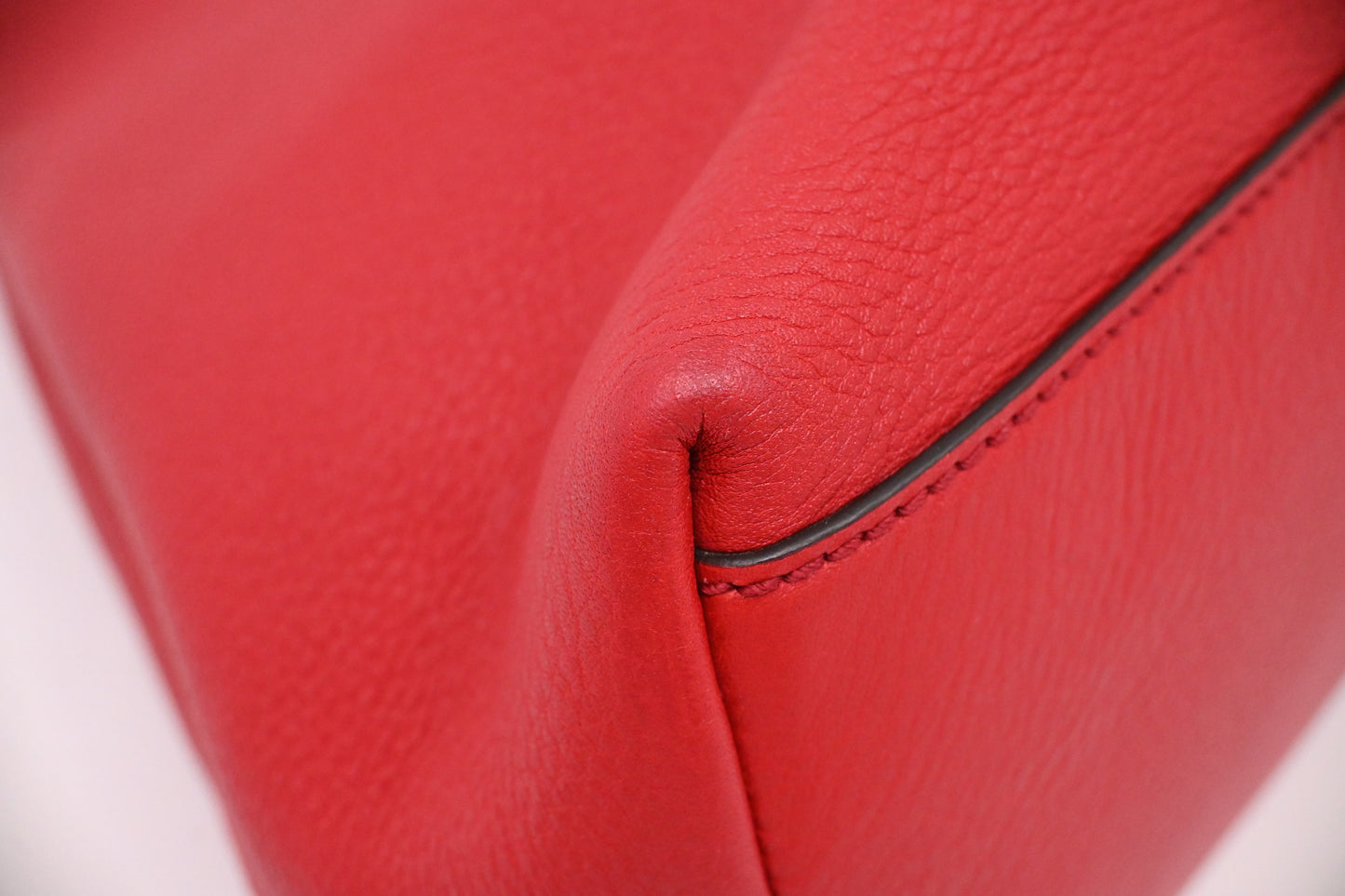 Gucci Soho Chain Shoulder Bag in Red Leather