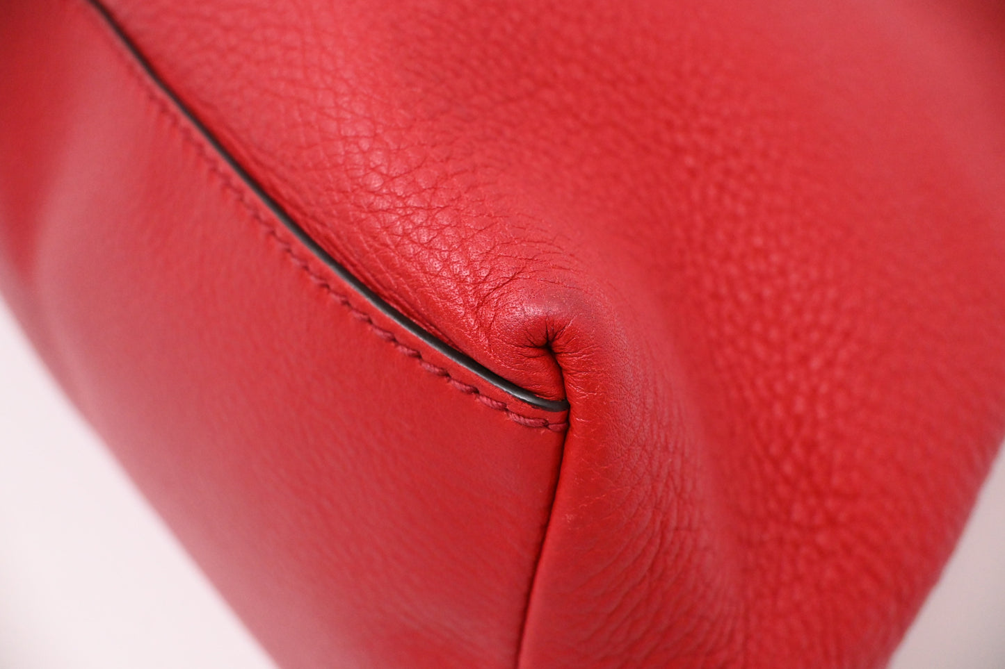 Gucci Soho Chain Shoulder Bag in Red Leather