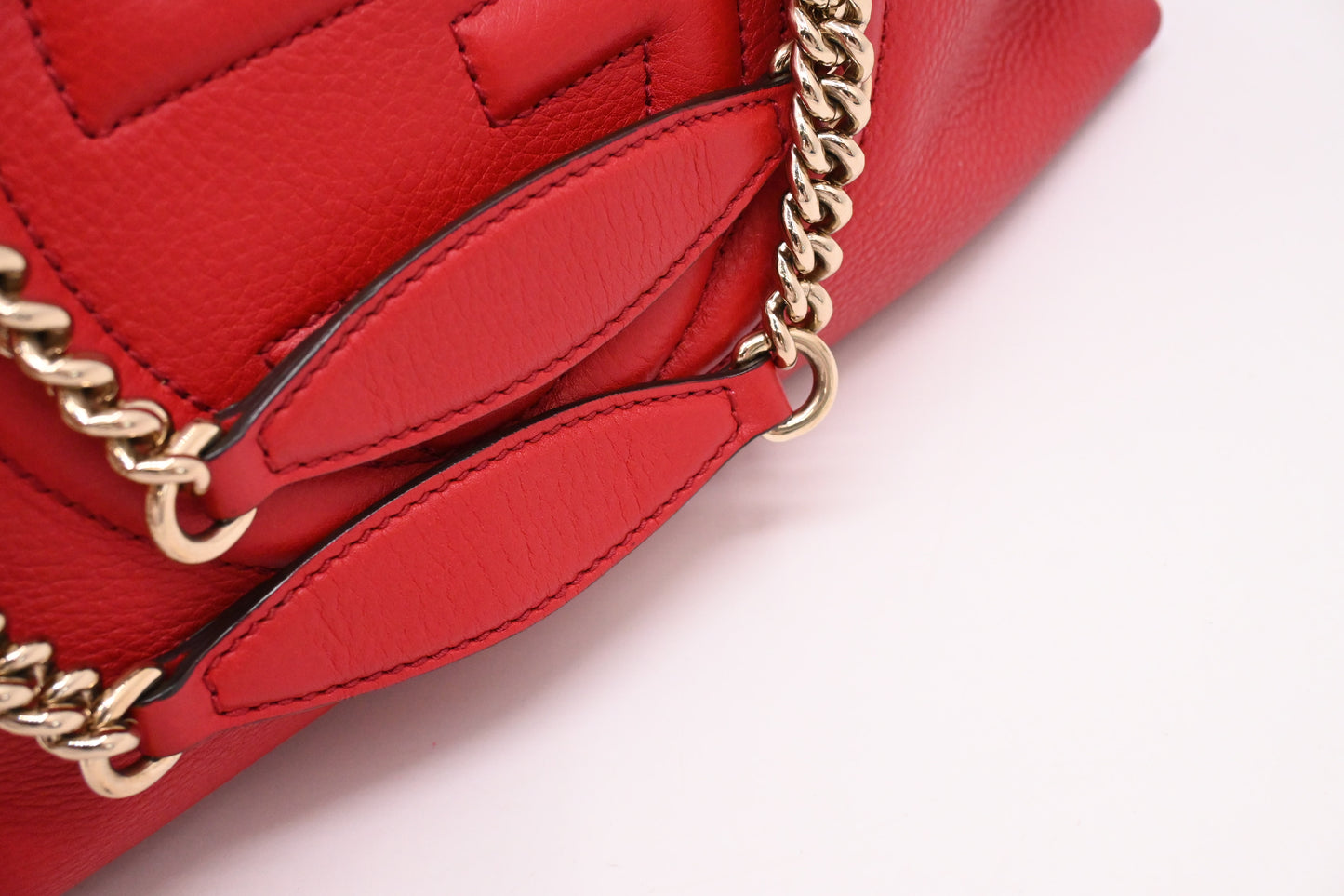 Gucci Soho Chain Shoulder Bag in Red Leather