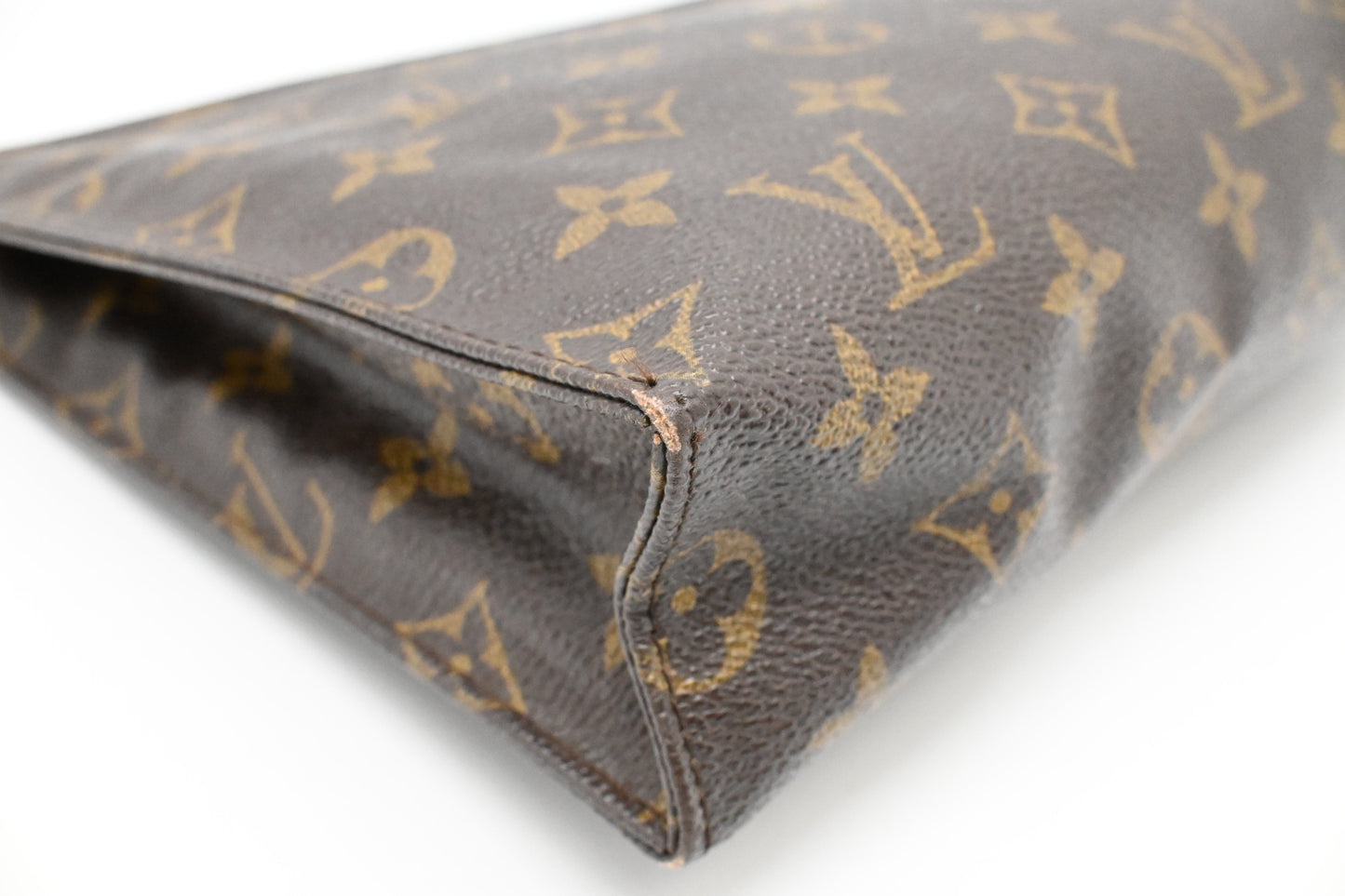 Louis Vuitton Toiletry 26 in Monogram Canvas