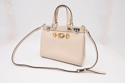 Gucci Zumi Handbag in Cream Leather