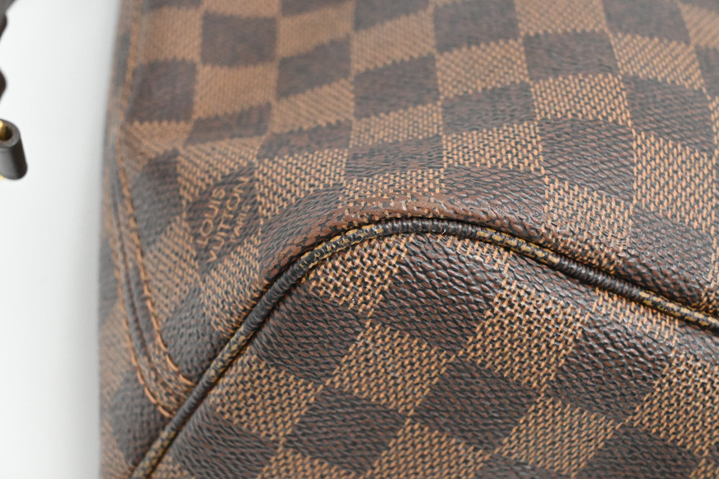 Louis Vuitton Neverfull PM in Damier Ebene Canvas