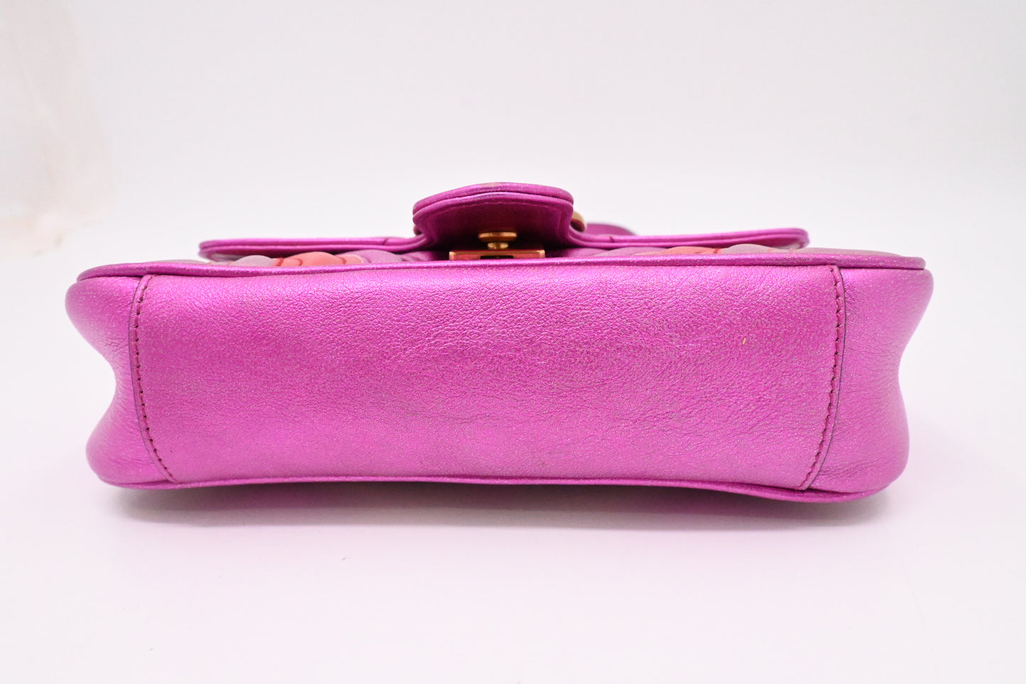 Gucci Marmont Shoulder Bag in Pink Red Leather