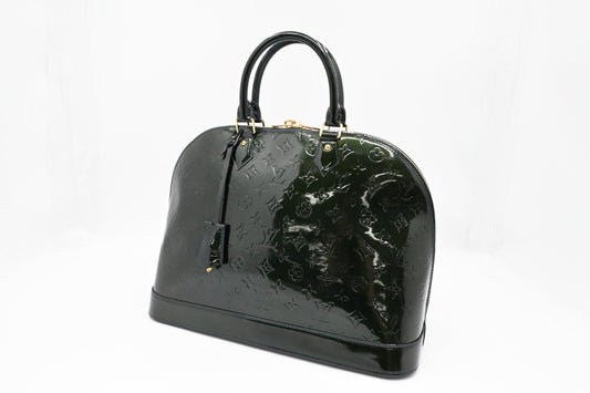 Louis Vuitton Alma GM in Green Vernis Leather