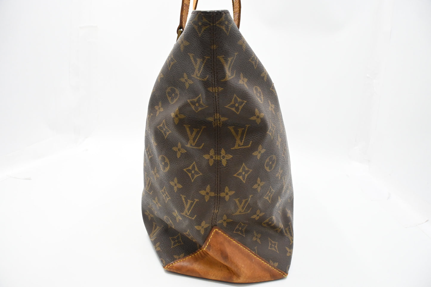 Louis Vuitton Cabas Mezzo in Monogram Canvas