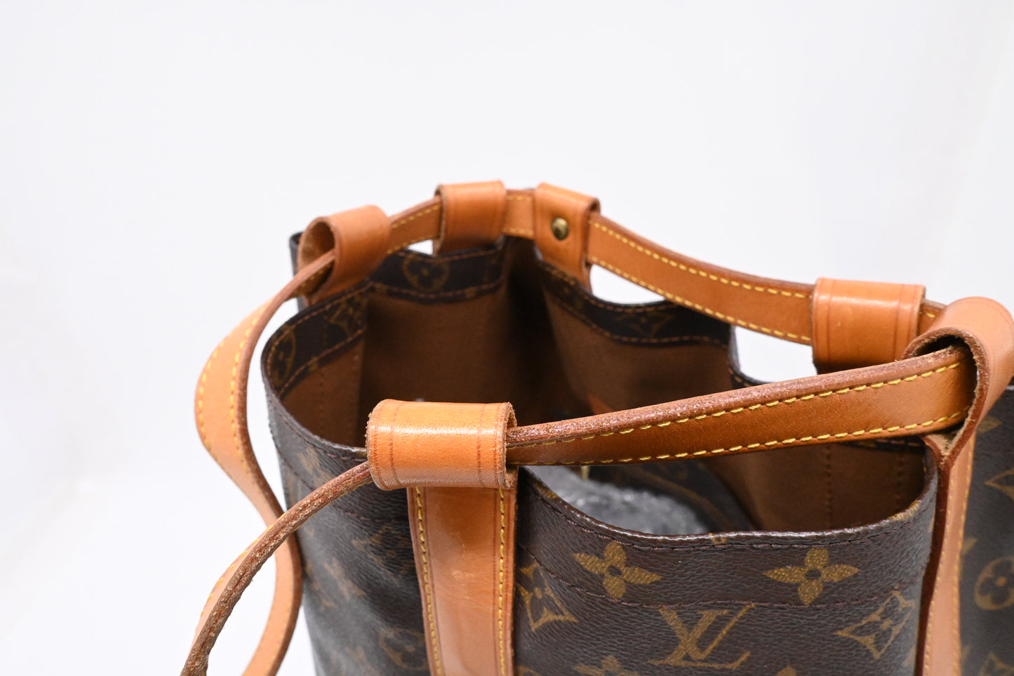 Louis Vuitton Randonnee GM in Monogram Canvas
