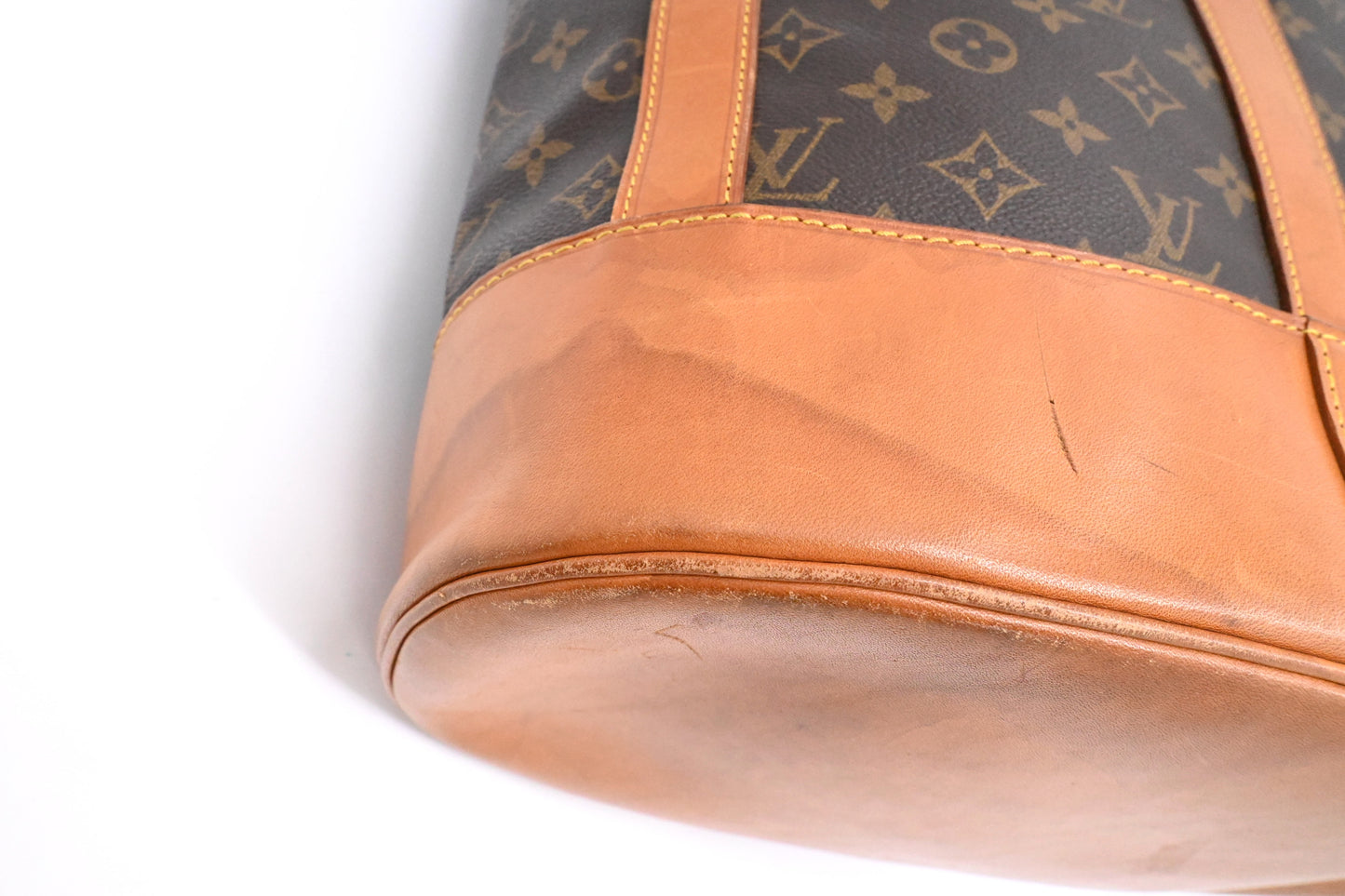 Louis Vuitton Randonnee GM in Monogram Canvas