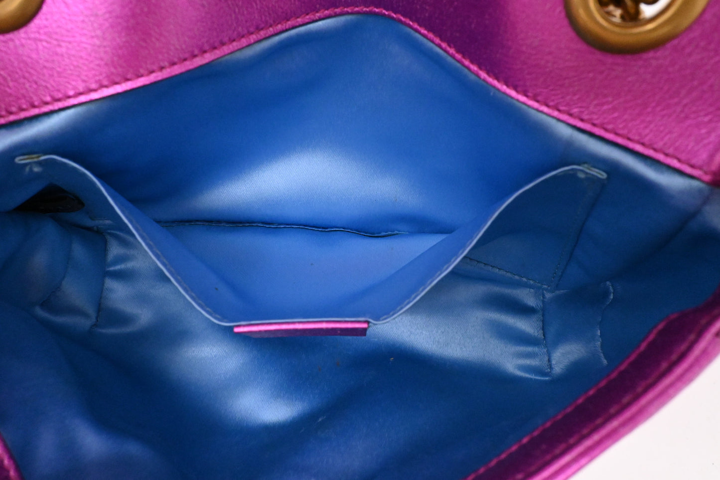 Gucci Marmont Shoulder Bag in Pink Red Leather