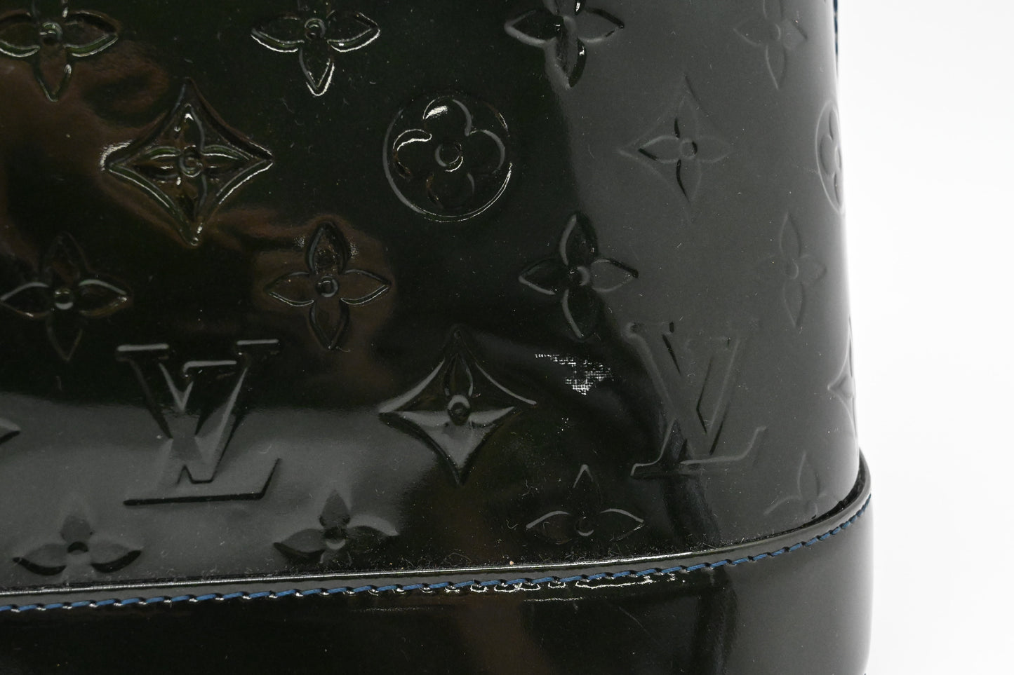 Louis Vuitton Alma GM in Green Vernis Leather