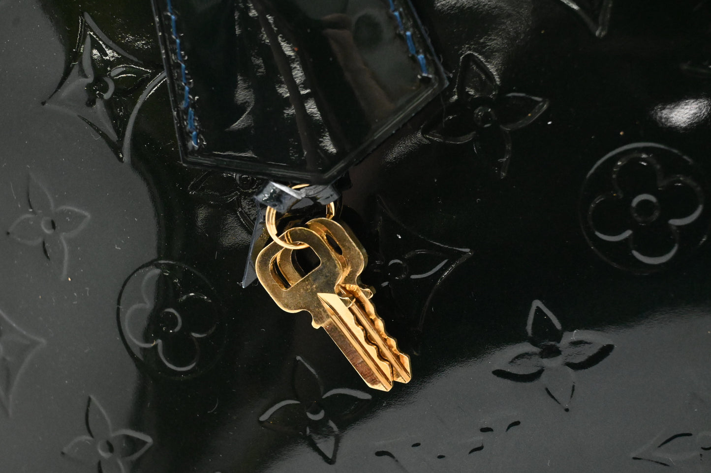 Louis Vuitton Alma GM in Green Vernis Leather
