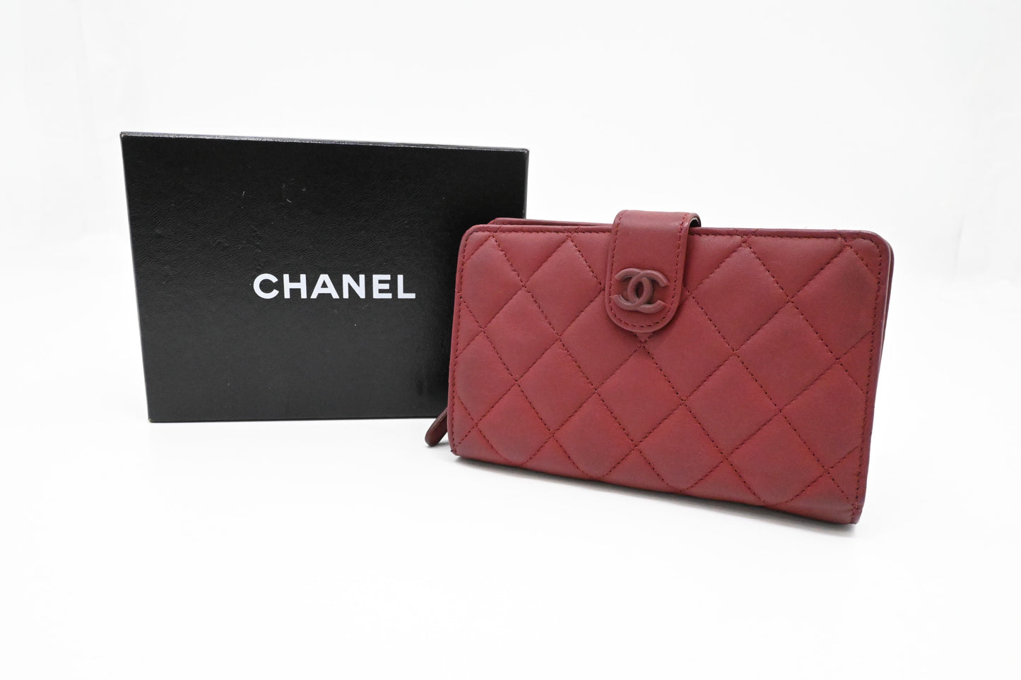 Chanel Bifold Wallet in Burgundy Leather
