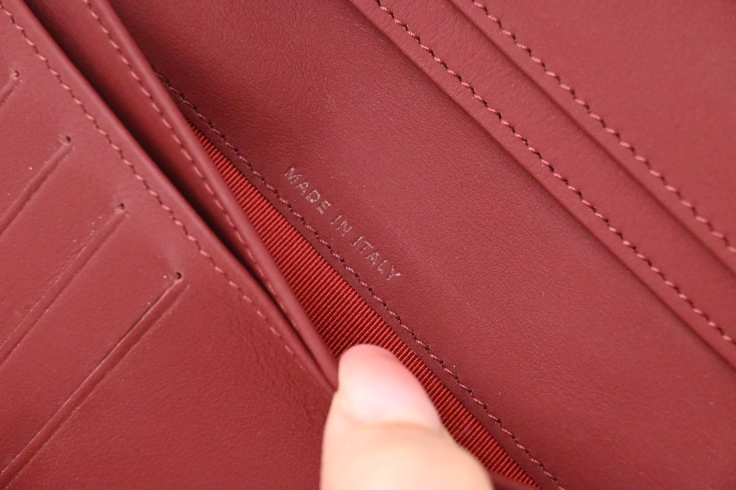 Chanel Bifold Wallet in Burgundy Leather