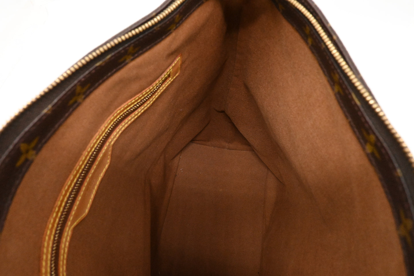 Louis Vuitton Cabas Mezzo in Monogram Canvas