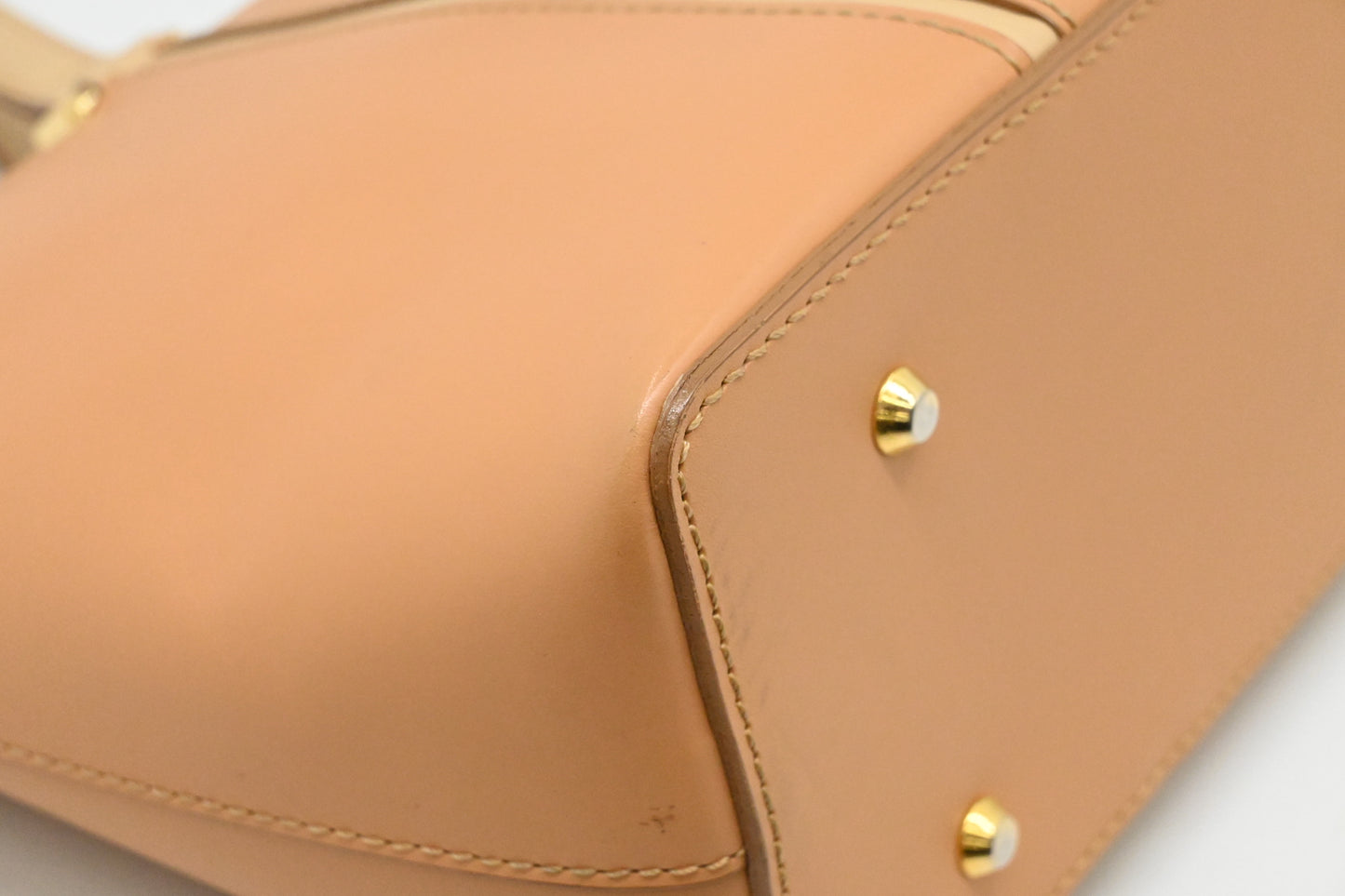 Burberry Handbag in Beige Leather