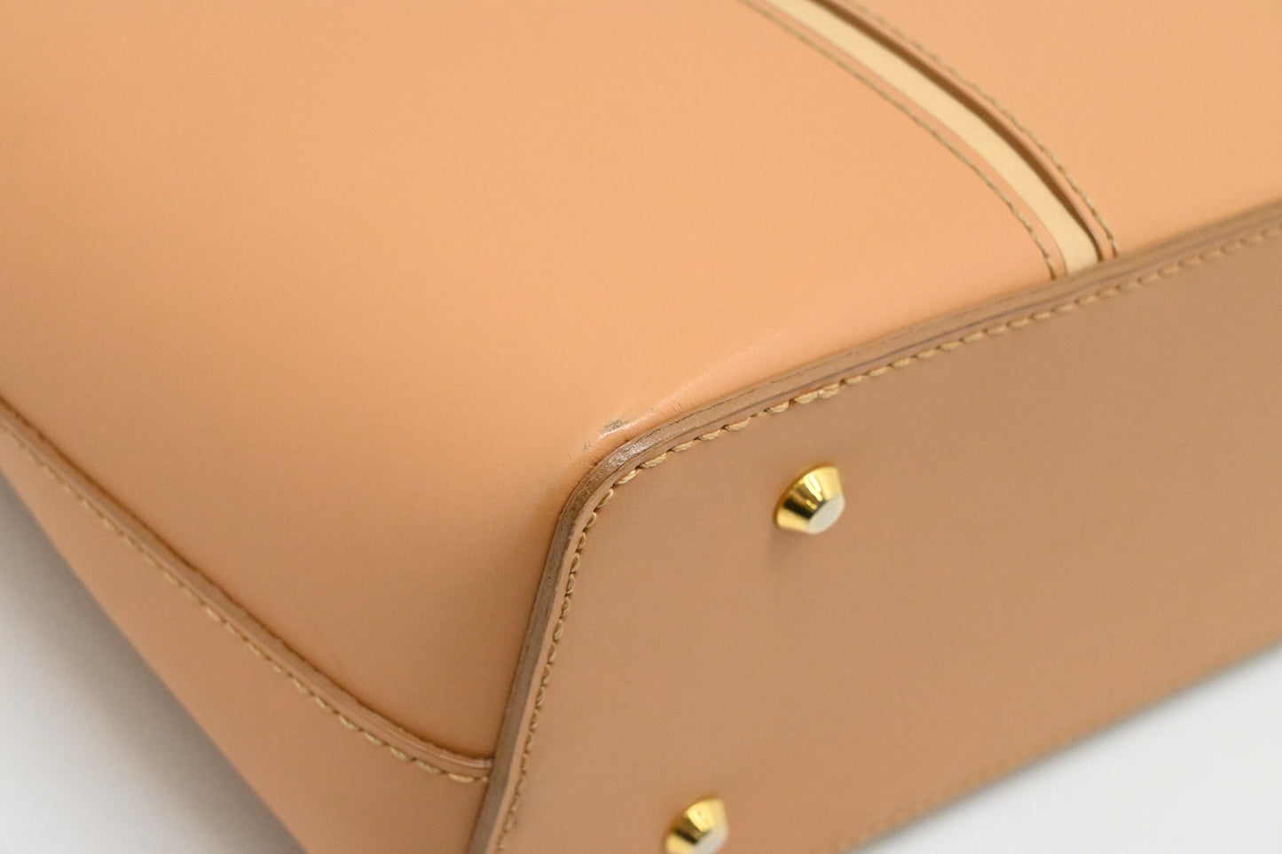 Burberry Handbag in Beige Leather