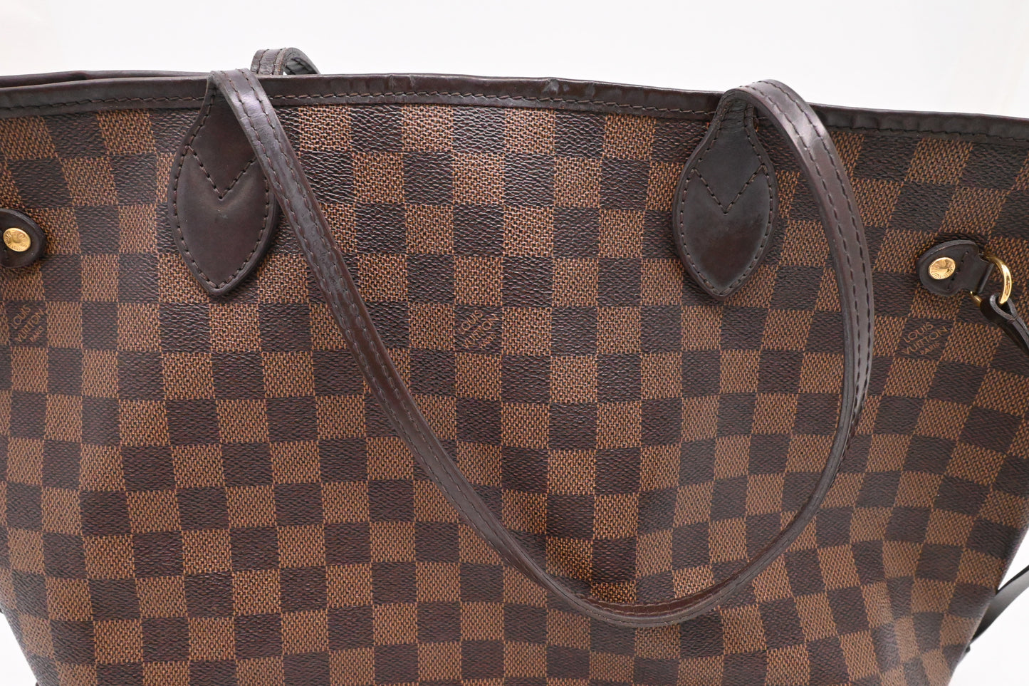 Louis Vuitton Neverfull MM in Damier Ebene Canvas