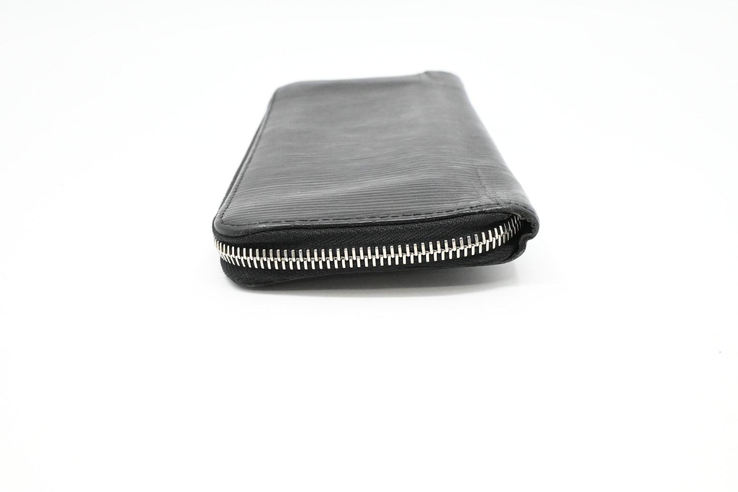 Louis Vuitton Zippy Wallet in Black Epi Leather