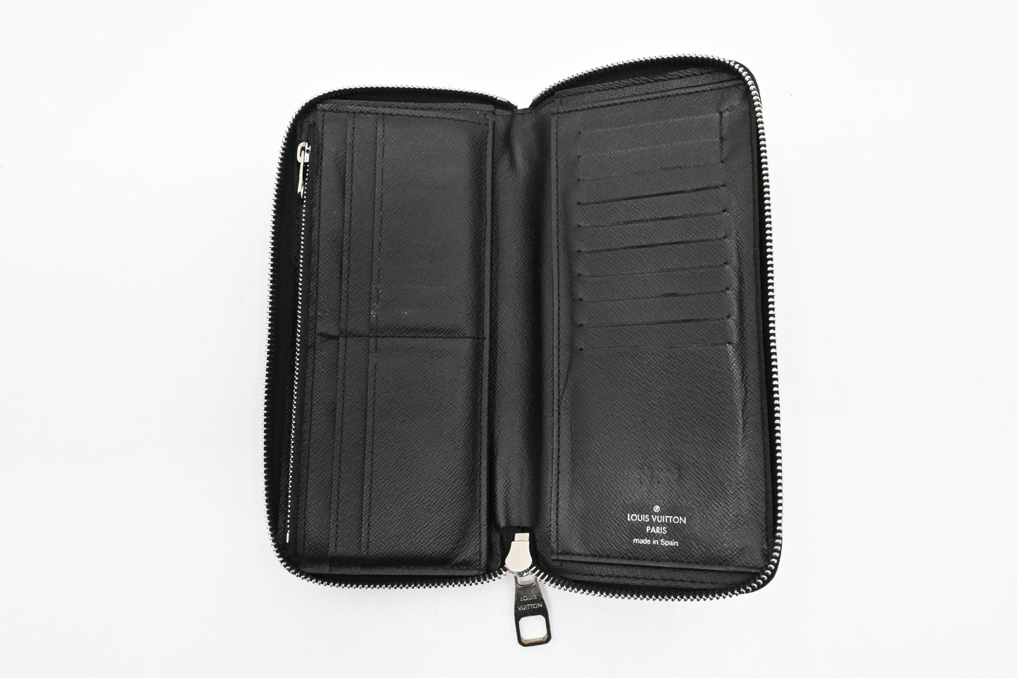Louis Vuitton Zippy Wallet in Black Epi Leather