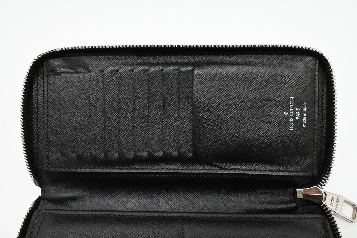 Louis Vuitton Zippy Wallet in Black Epi Leather