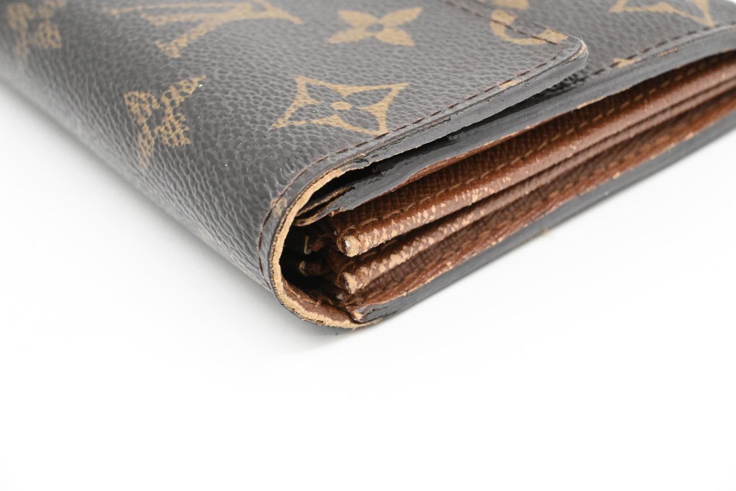 Louis Vuitton Sarah Wallet in Monogram Canvas