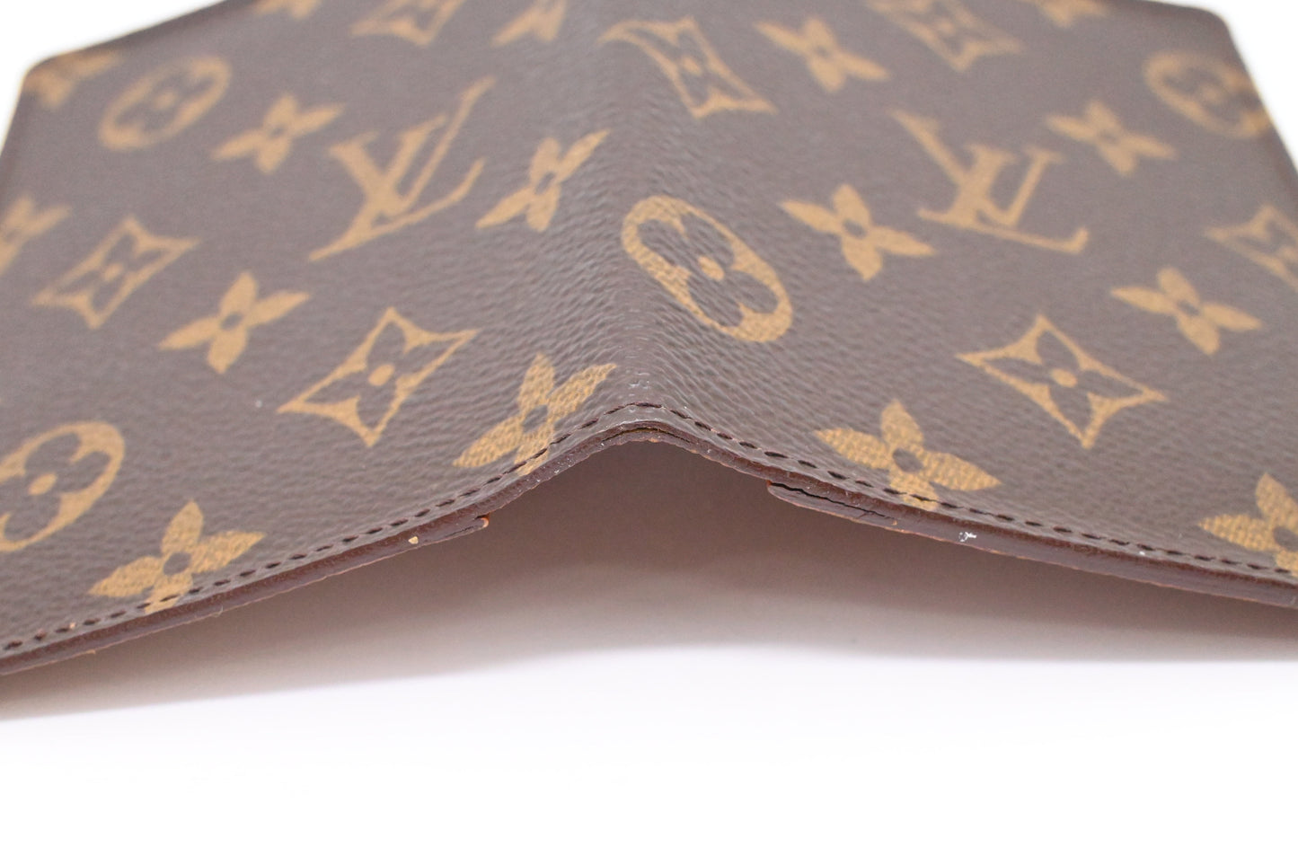 Louis Vuitton Passport Cover in Monogram Canvas