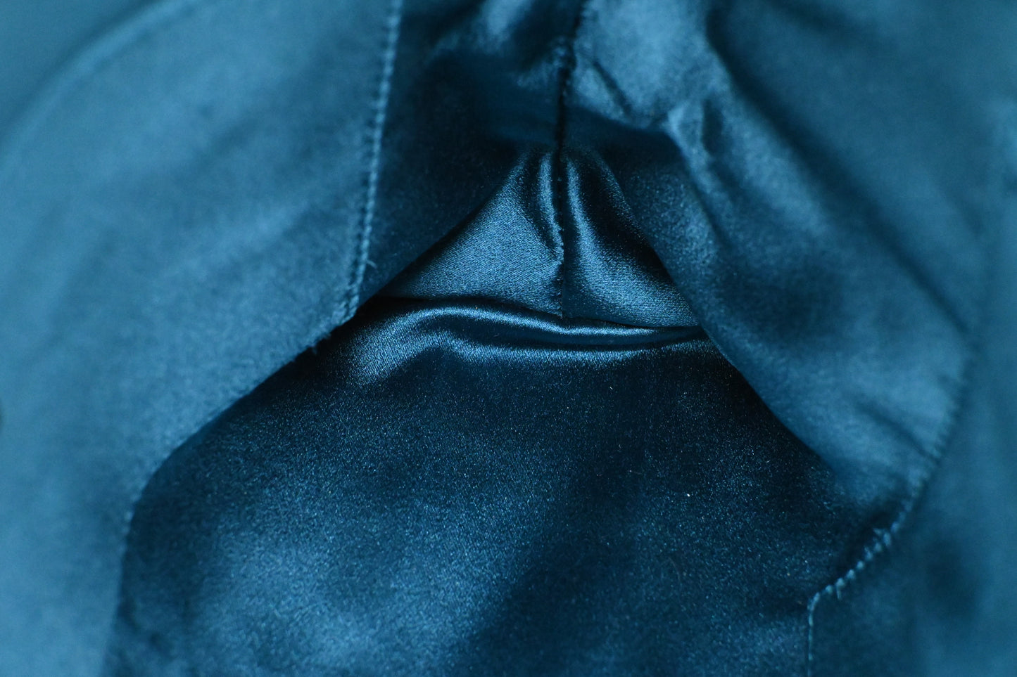 Gucci Ophidia Dome Crossbody Bag in Red Suede Leather