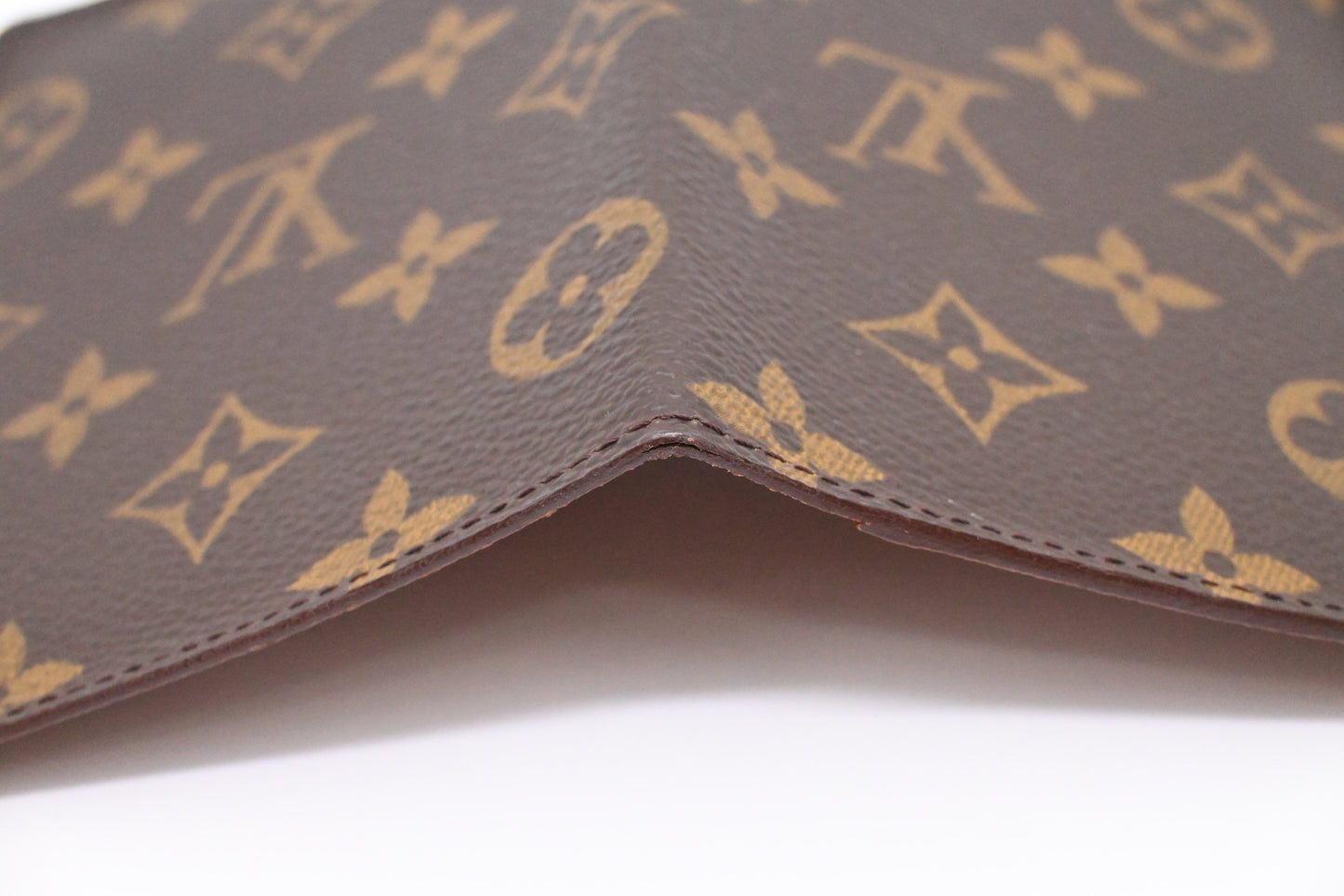 Louis Vuitton Passport Cover in Monogram Canvas