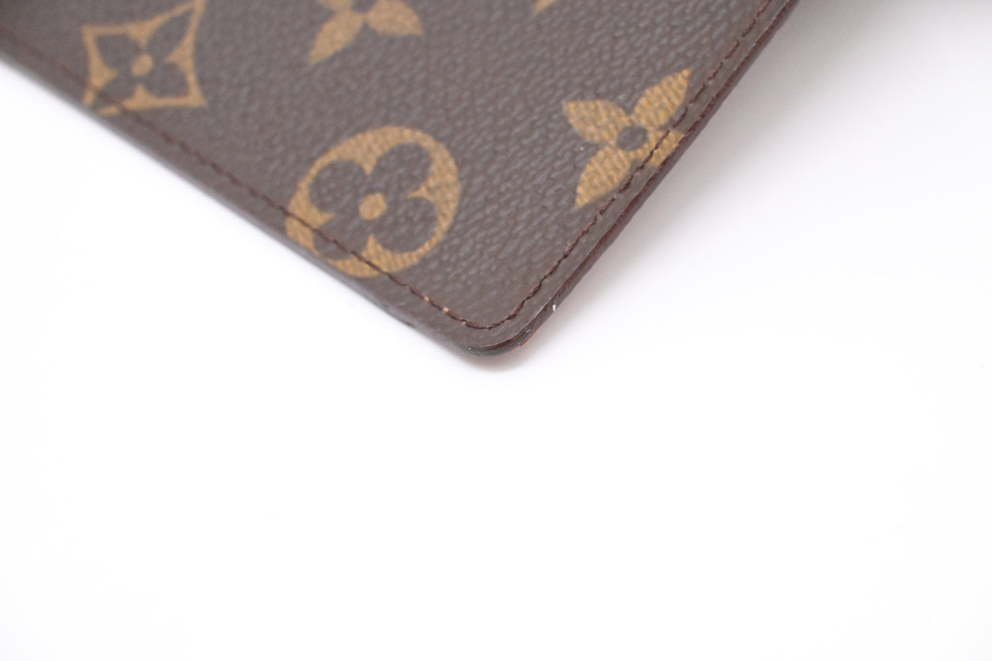 Louis Vuitton Passport Cover in Monogram Canvas
