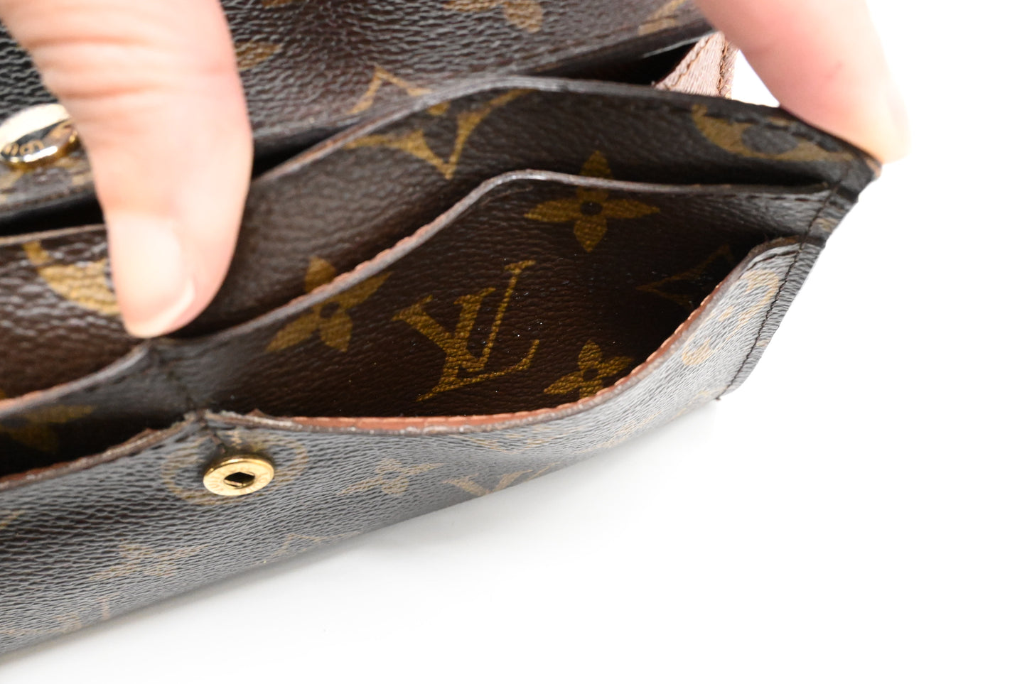 Louis Vuitton Sarah Wallet in Monogram Canvas