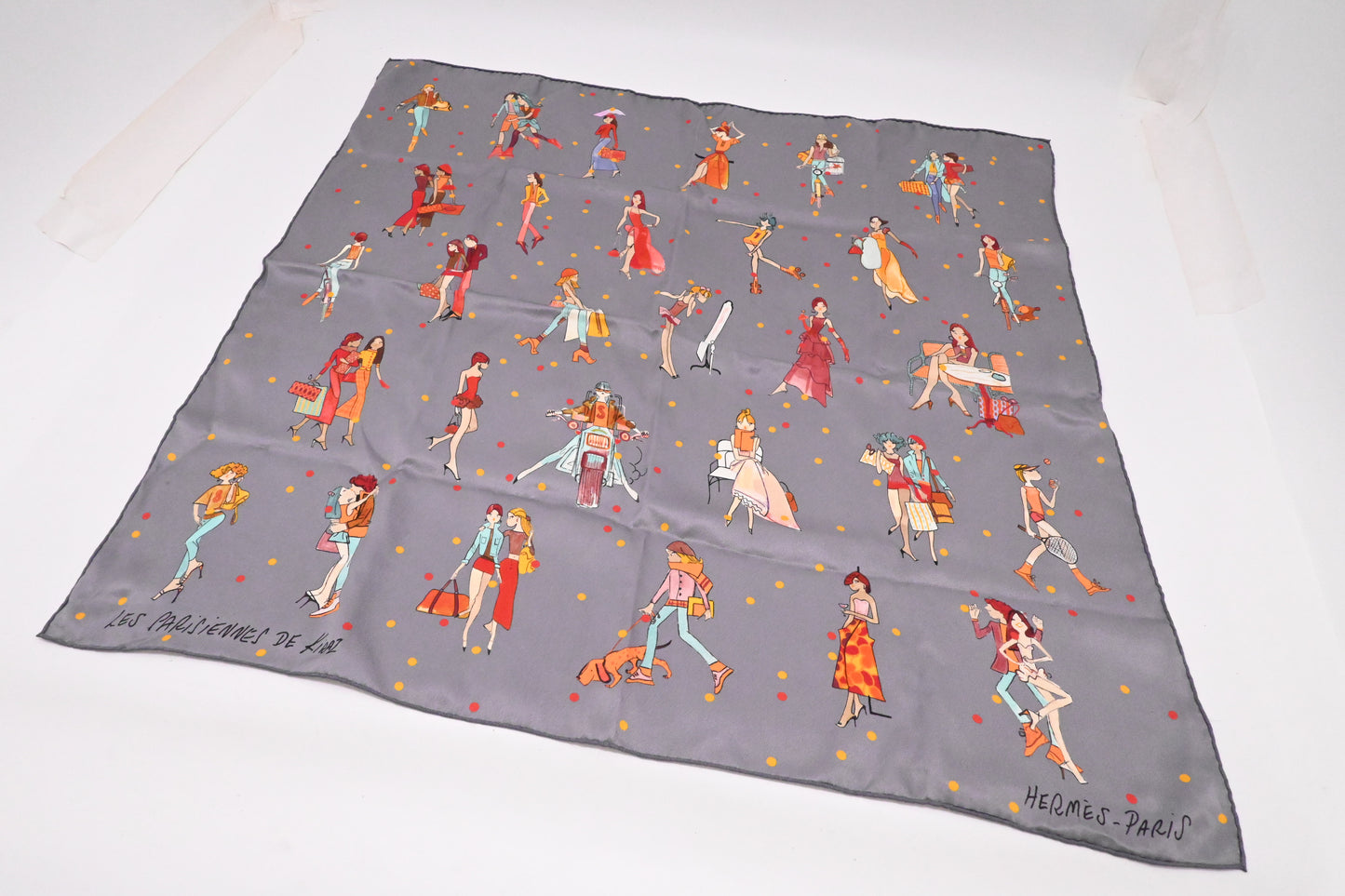 Hermes 'Les Parisiennes' Carre 70 in Gray Silk