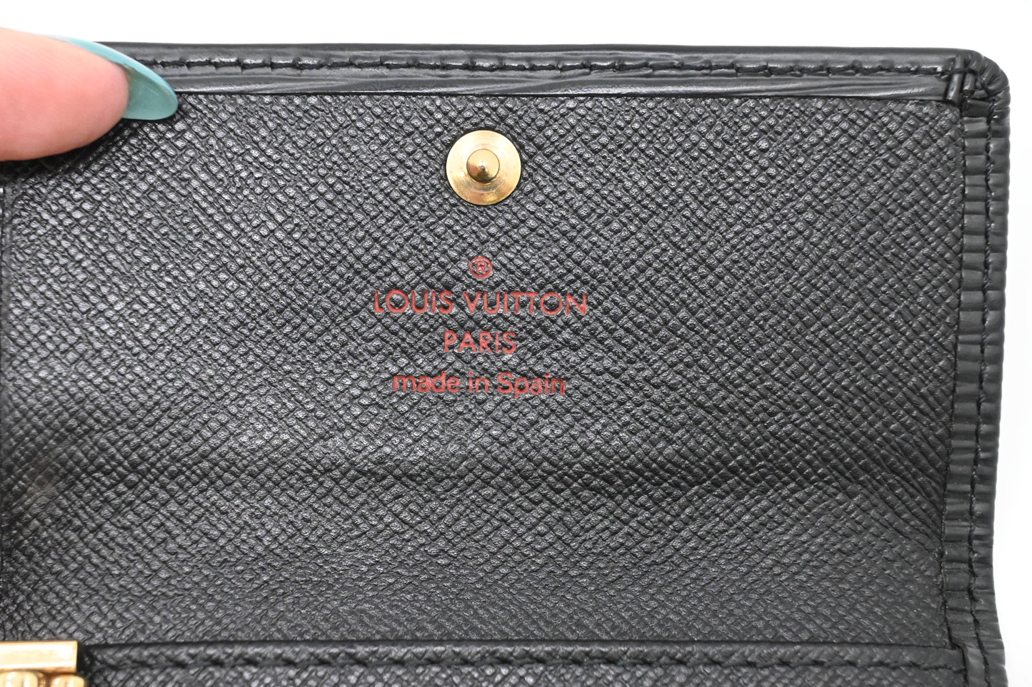 Louis Vuitton Multicles 6 in Black Epi Leather