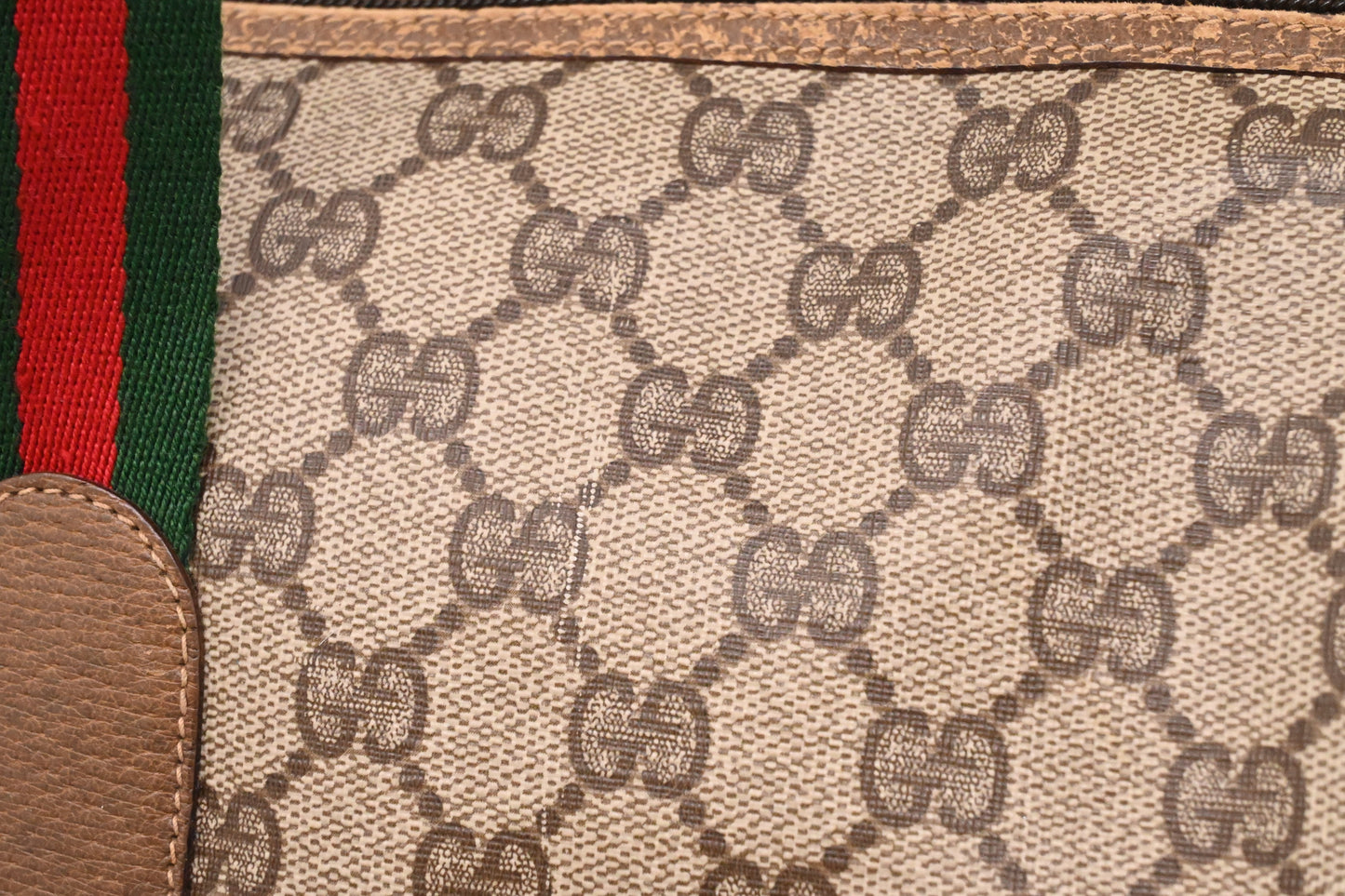 Gucci Travel Tote in GG Supreme Canvas