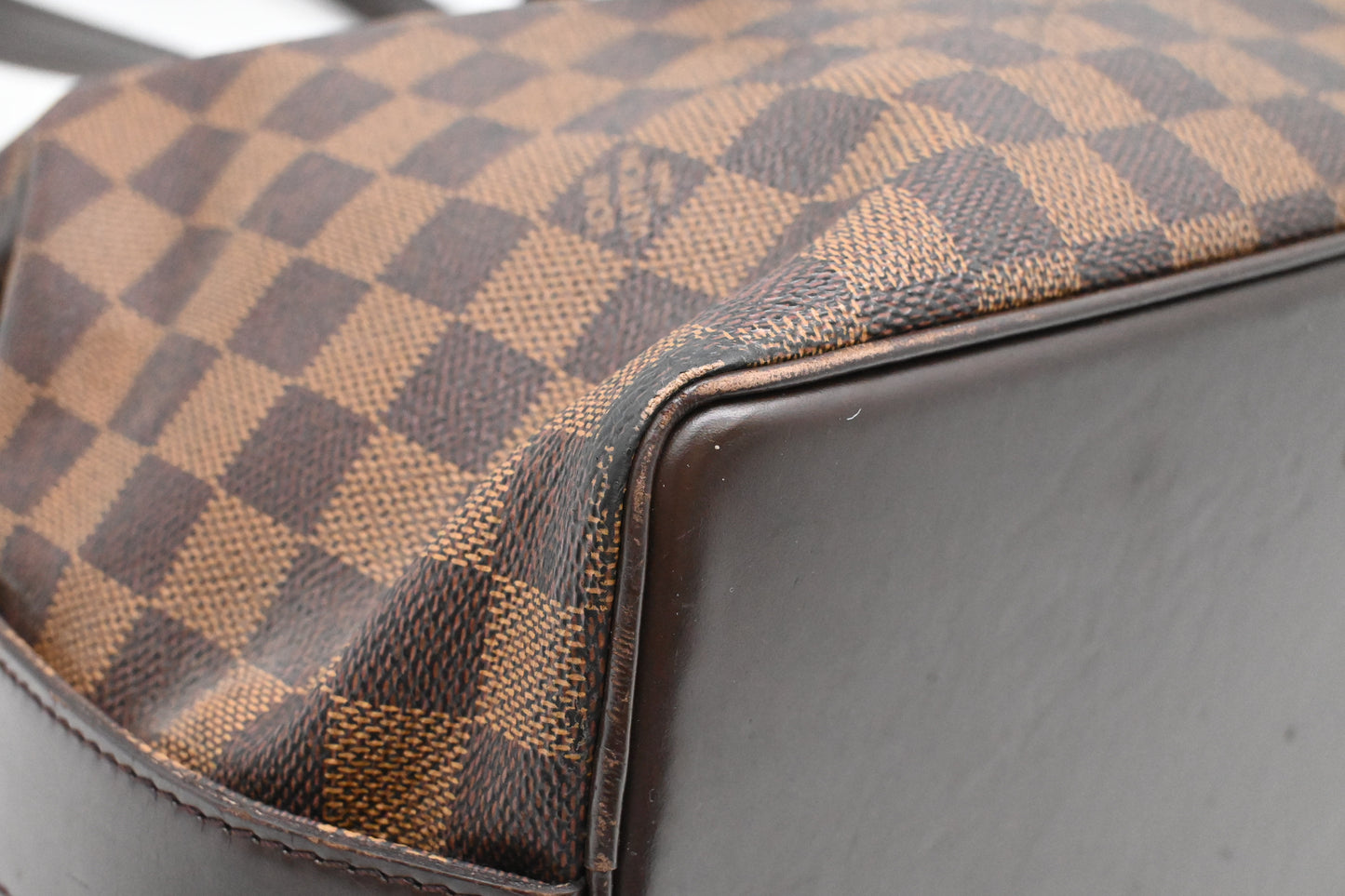 Louis Vuitton Chelsea in Damier Ebene Canvas