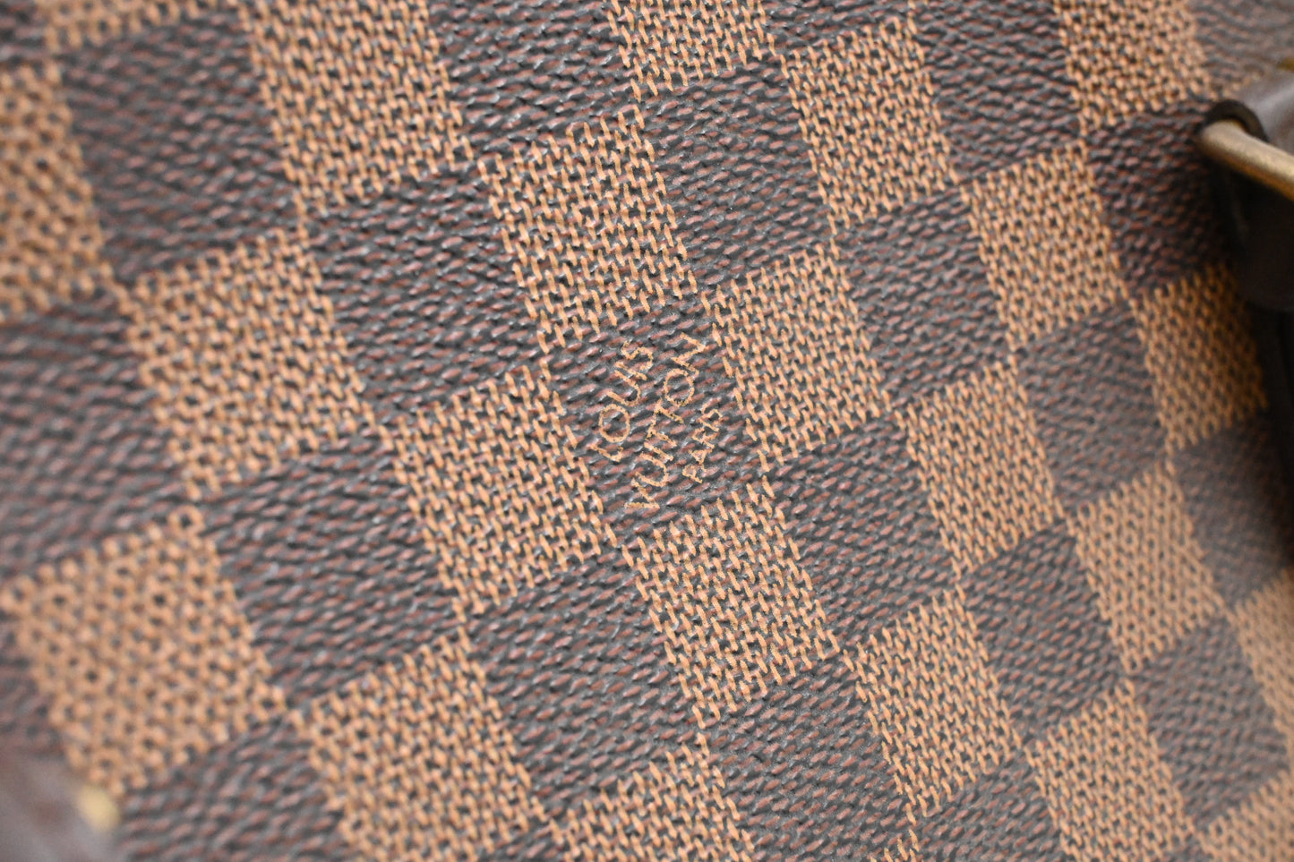 Louis Vuitton Chelsea in Damier Ebene Canvas