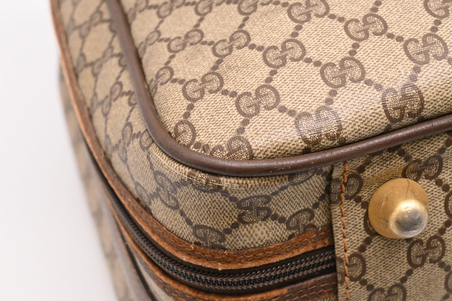 Gucci Suitcase 55 in GG Supreme Canvas
