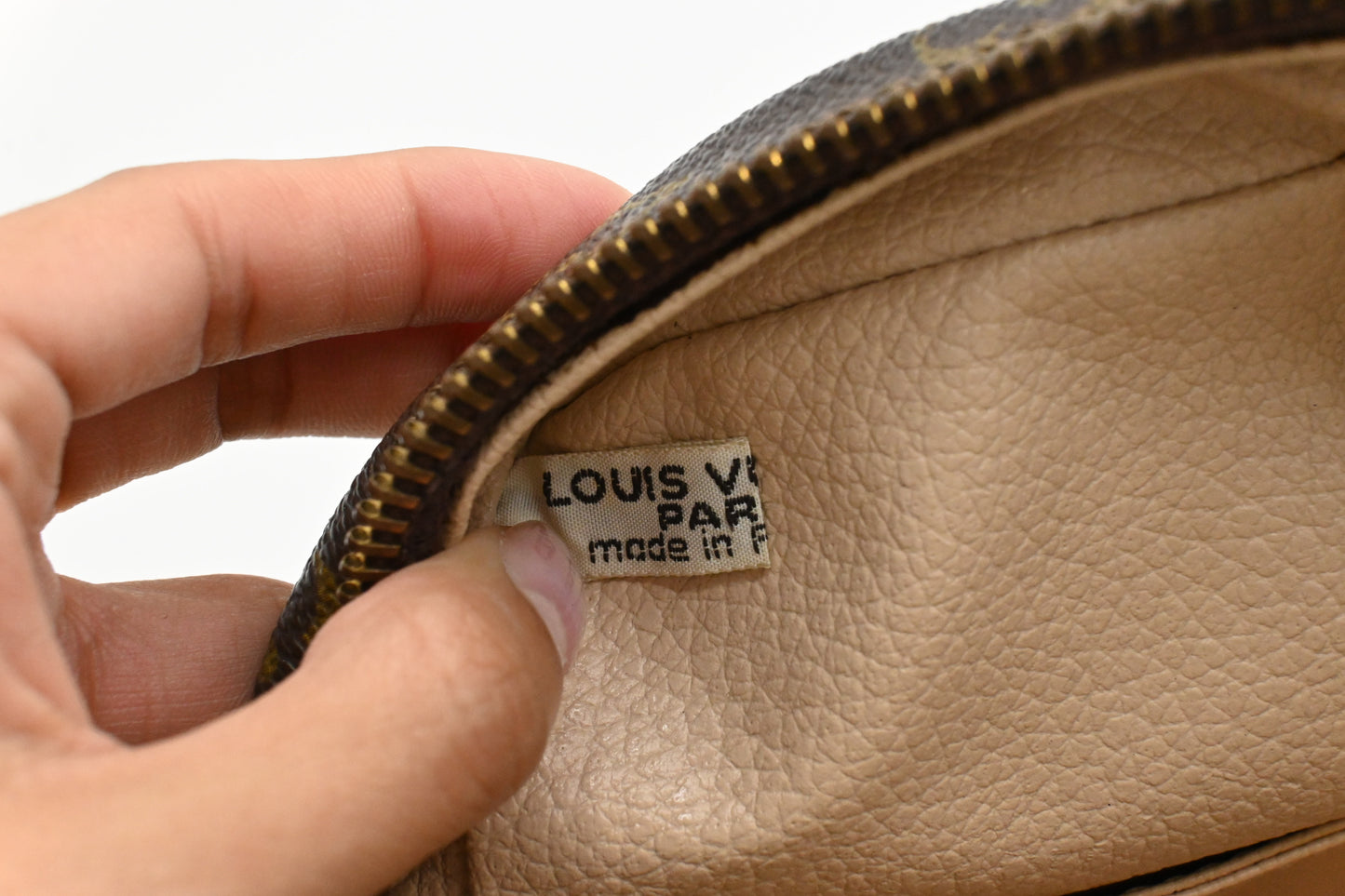 Louis Vuitton Trousse 28 in Monogram Canvas