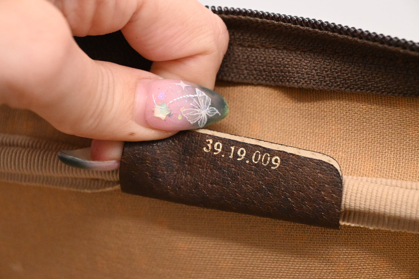 Gucci Suitcase 55 in GG Supreme Canvas