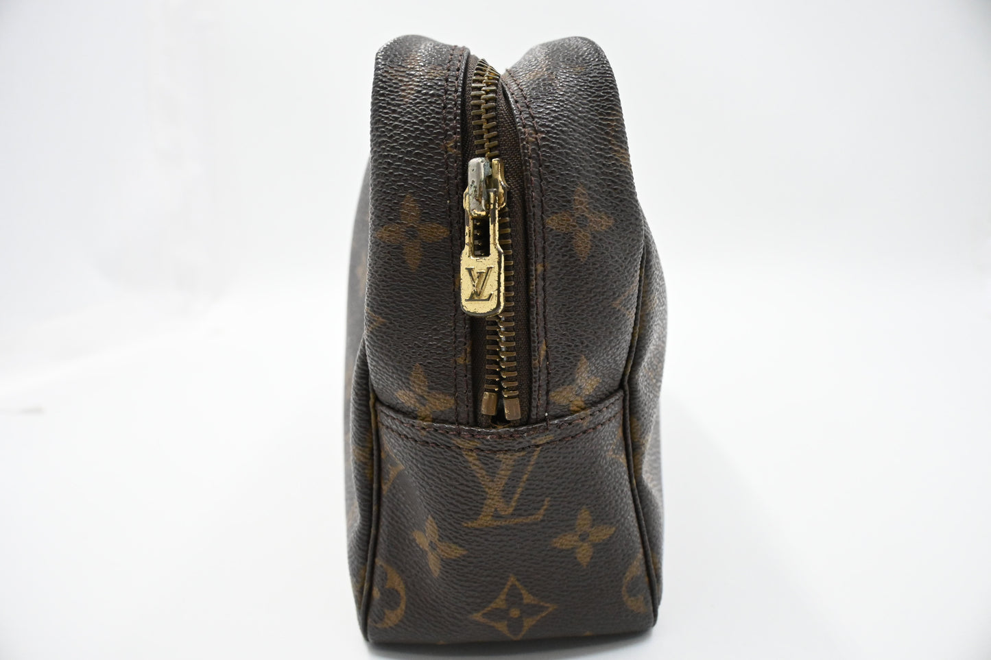 Louis Vuitton Trousse 28 in Monogram Canvas
