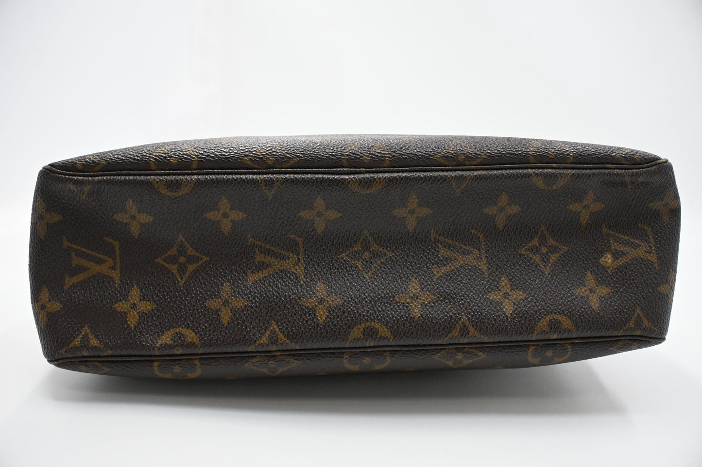 Louis Vuitton Trousse 28 in Monogram Canvas