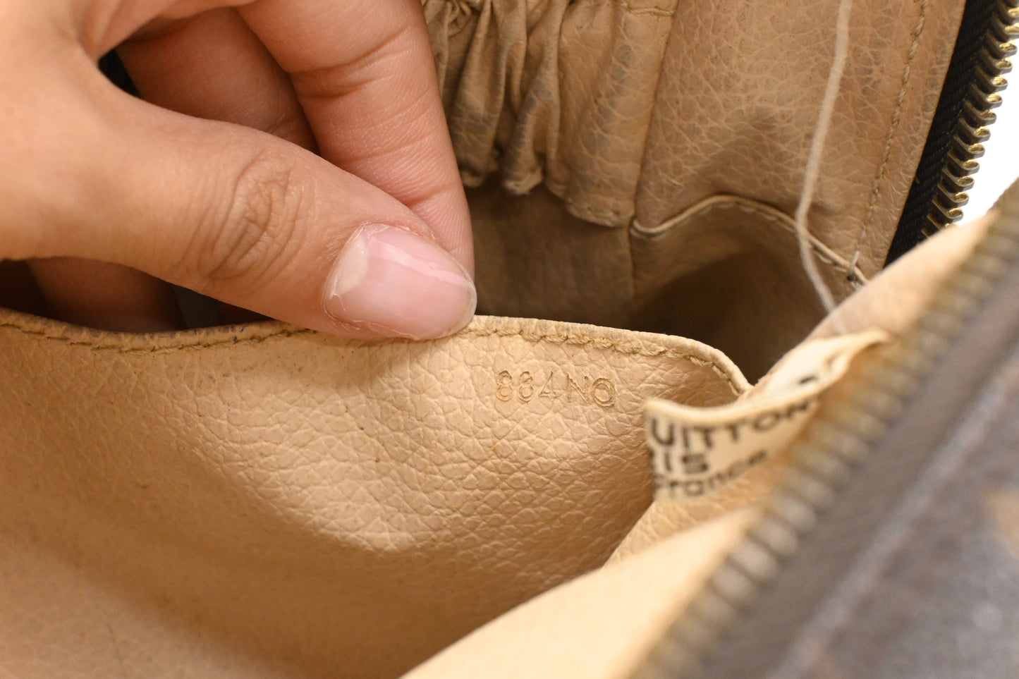 Louis Vuitton Trousse 28 in Monogram Canvas