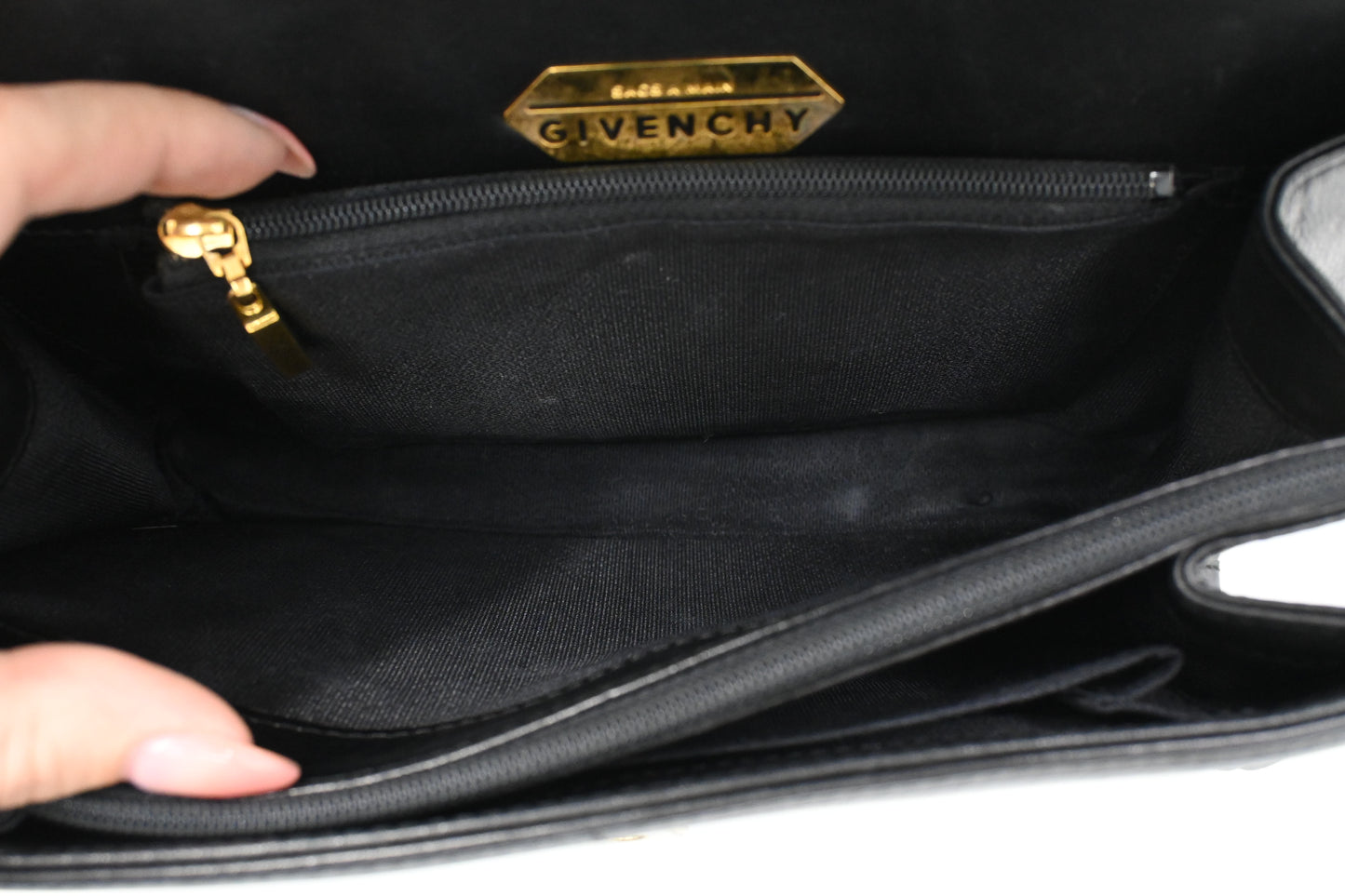 Givenchy Shoulder Bag in Black Leather
