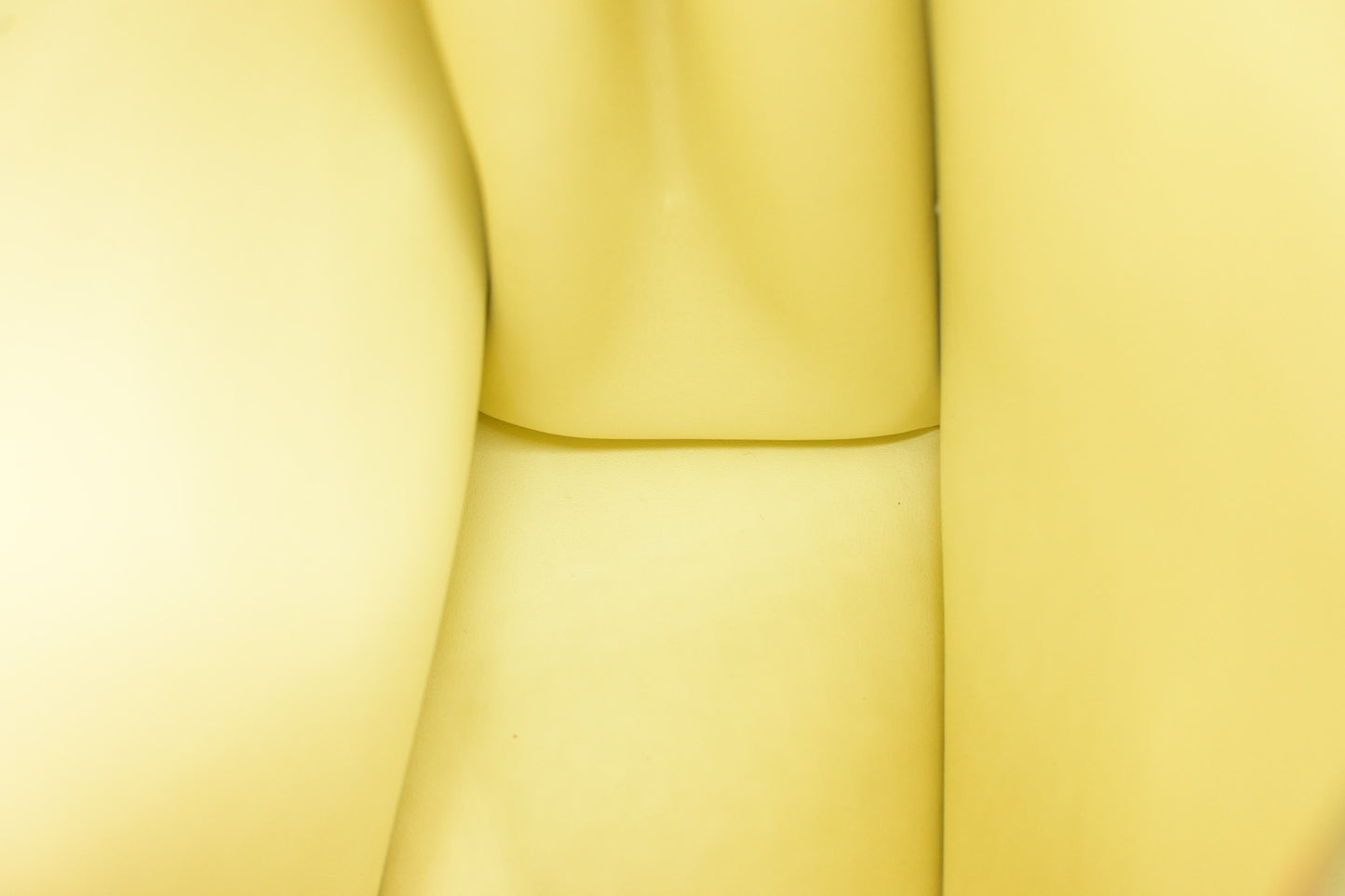 Louis Vuitton Spring Street in Yellow Vernis Leather