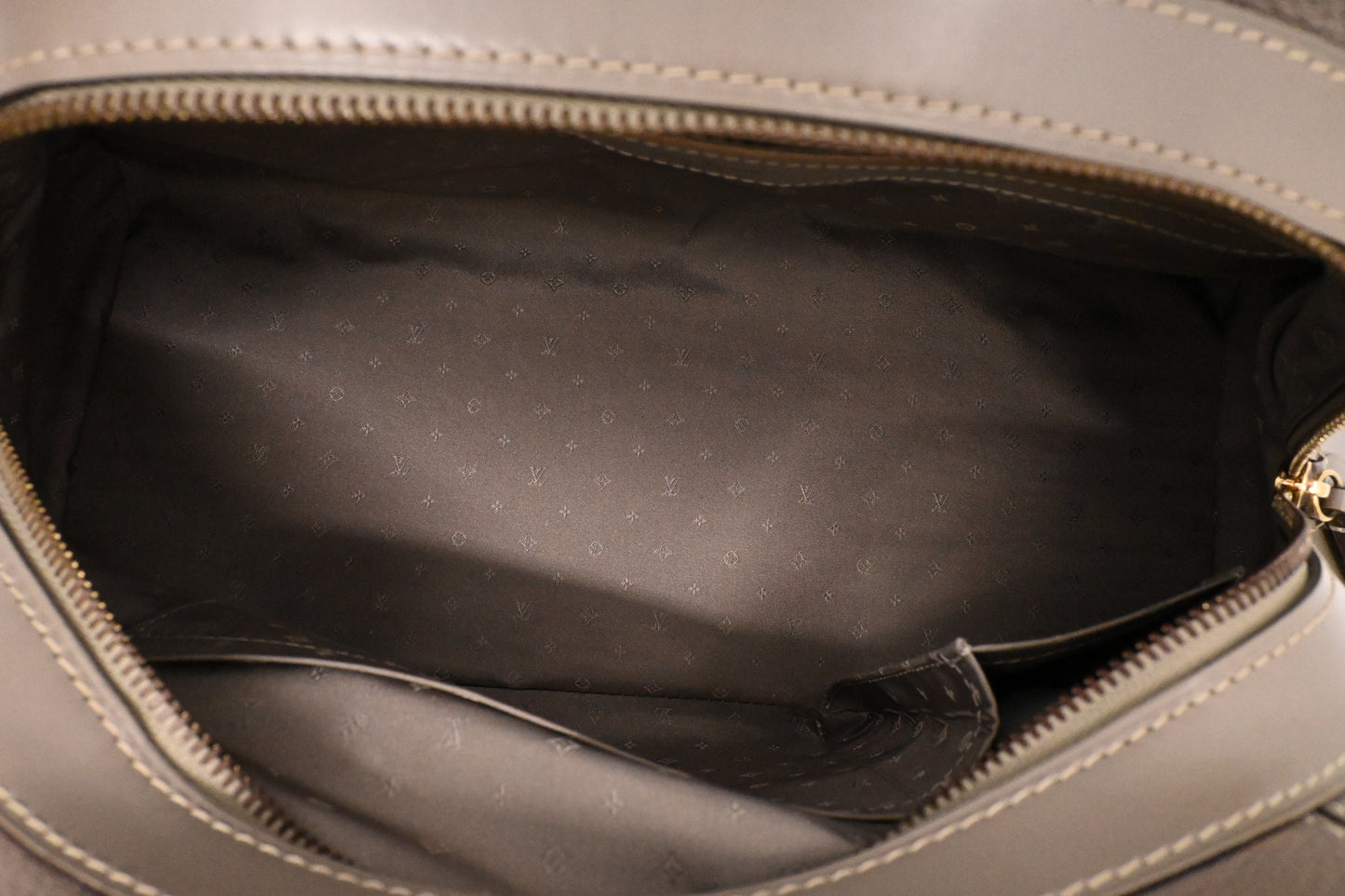 Louis Vuitton Le Radieux in Verone Suhali Leather