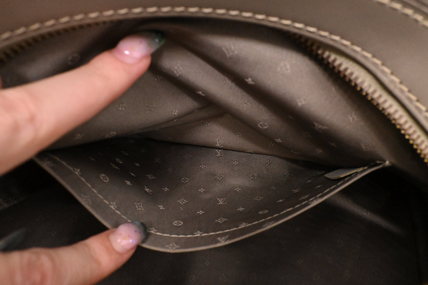 Louis Vuitton Le Radieux in Verone Suhali Leather
