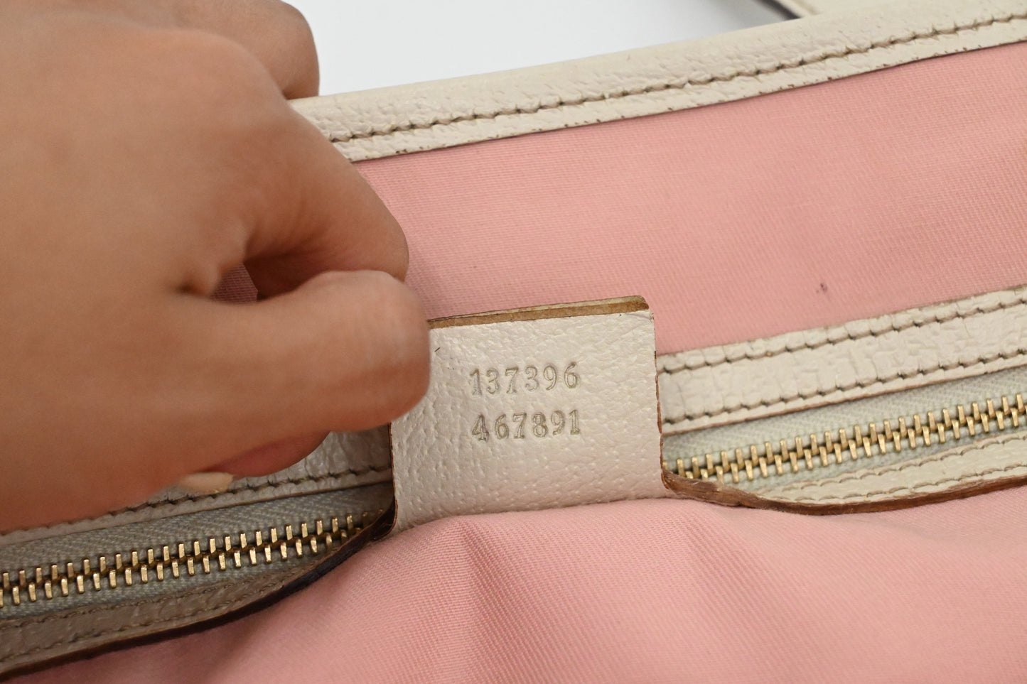 Gucci Tote Bag in Pink GG Canvas