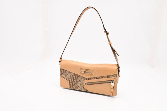 Dior Street Chic Shoulder Bag in Beige Leather