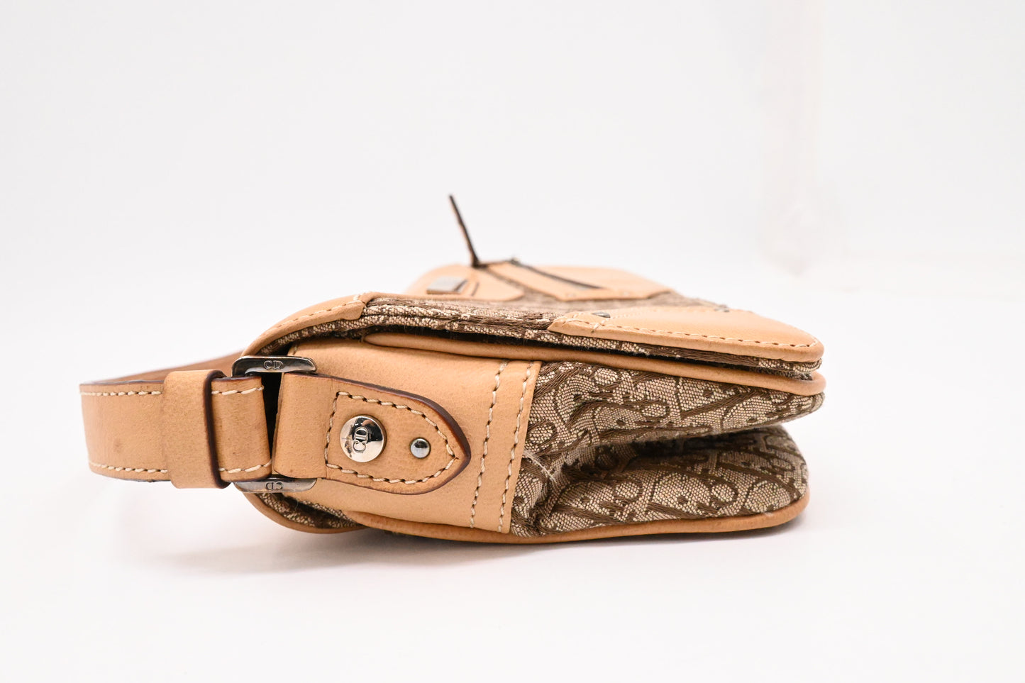 Dior Street Chic Shoulder Bag in Beige Leather