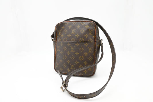 Louis Vuitton Marceau PM in Monogram Canvas